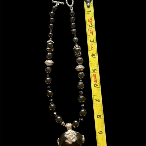 Women’s Necklace -Black Onyx/Sterling Silver Pendant & Beads -Substantial Choker - Picture 7 of 10